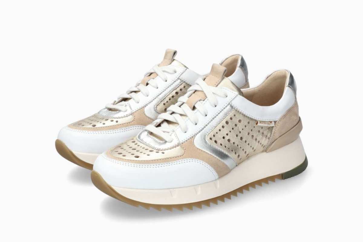 mephisto-anna-perf-womens-sneakers-leather-P5147020